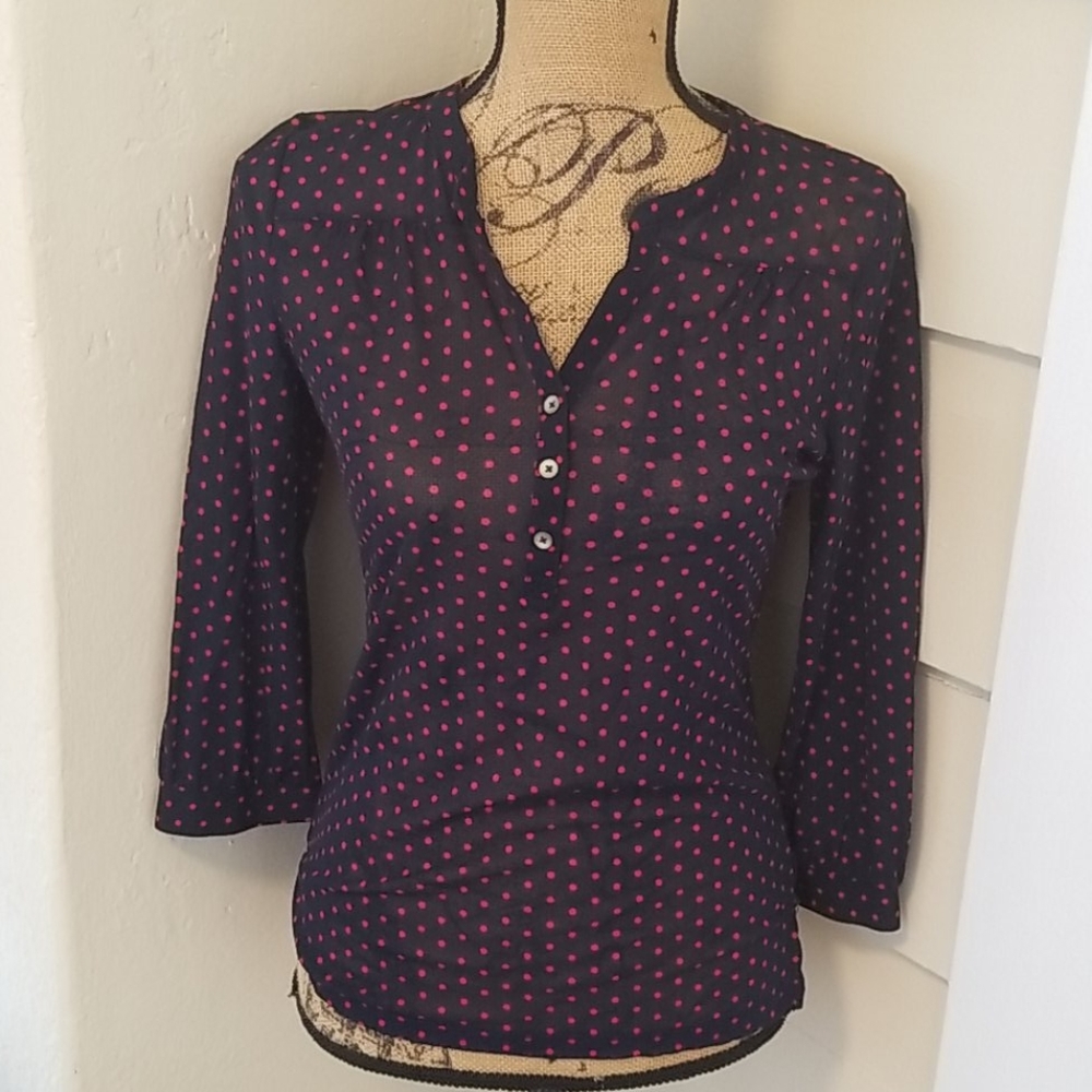Navy and red polka dot 3 button blouse-XS